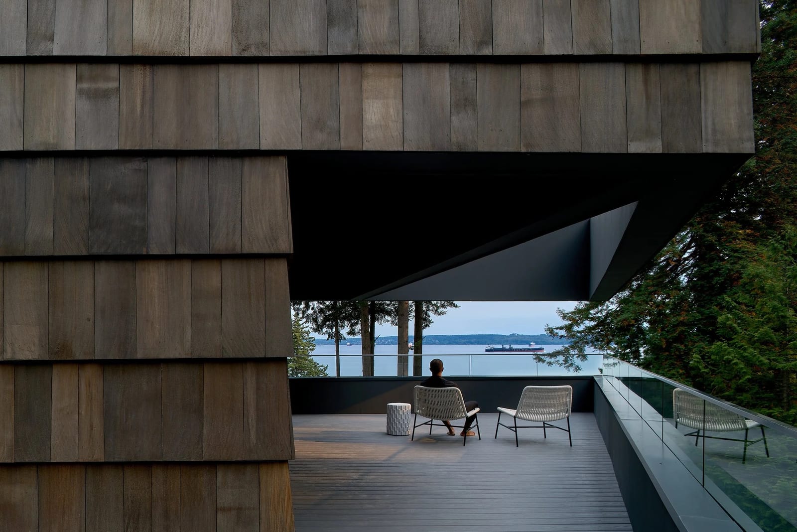 Craftsmanship in an Open Horizon home