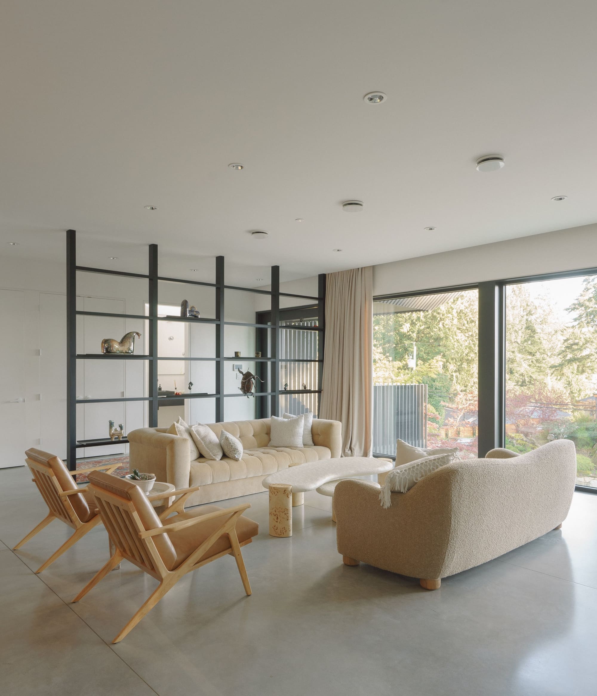 Bayridge — Open dining and living spaces facing the garden